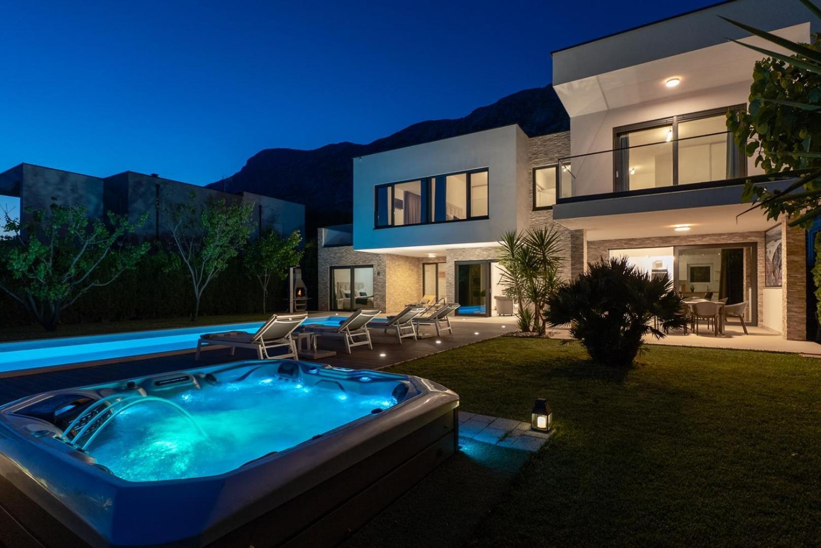 Villa Agava With Heated Pool, Jacuzzi, Sauna, Gym, 4 En-Suite Bedrooms Гата Экстерьер фото